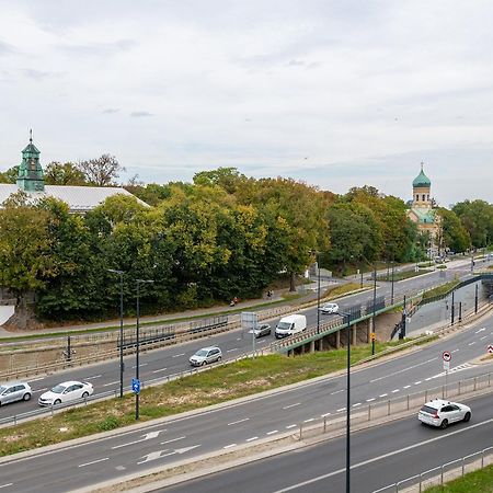 Rentplanet - Apartamenty Wolska Варшава Екстериор снимка