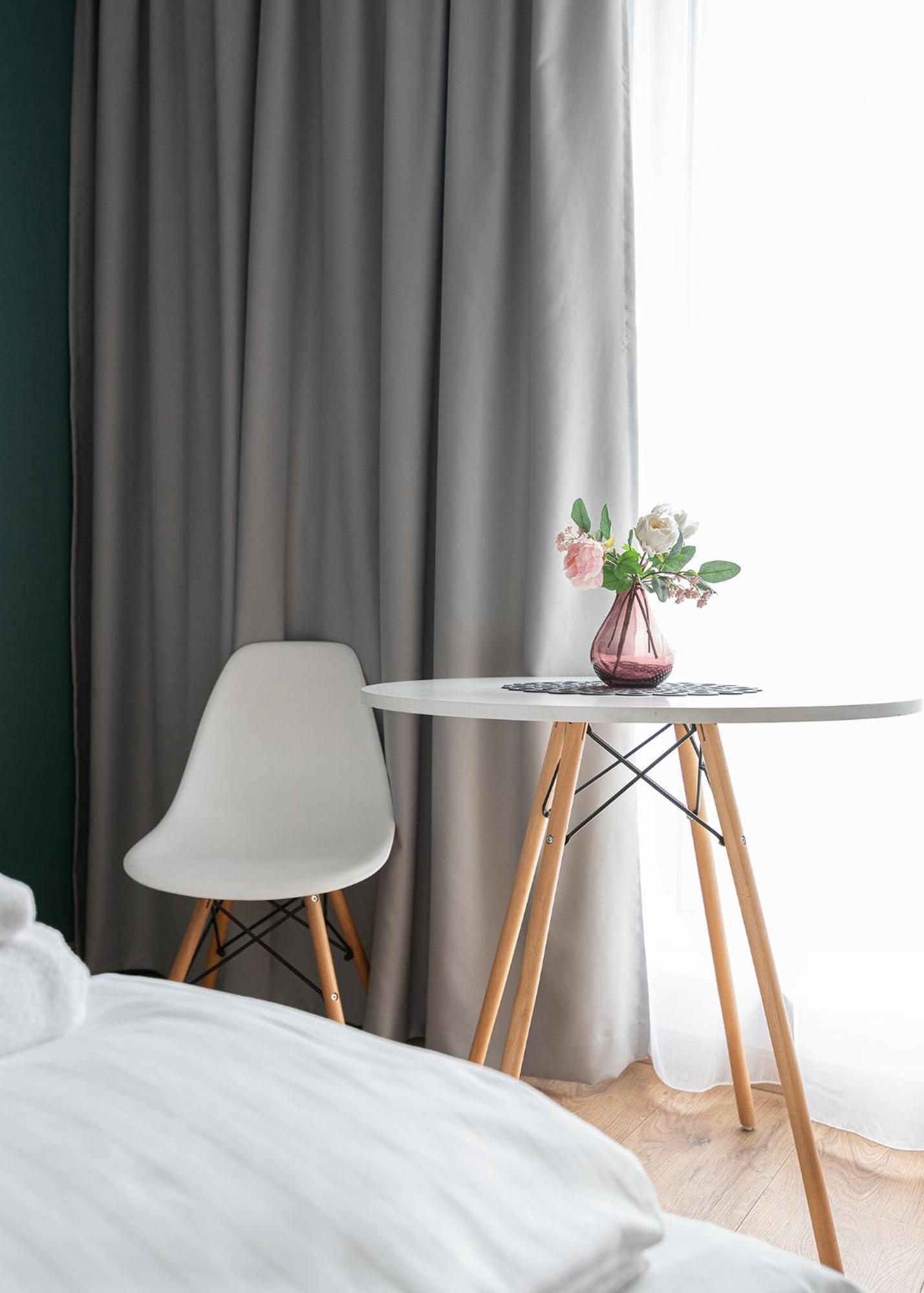 Rentplanet - Apartamenty Wolska Варшава Екстериор снимка